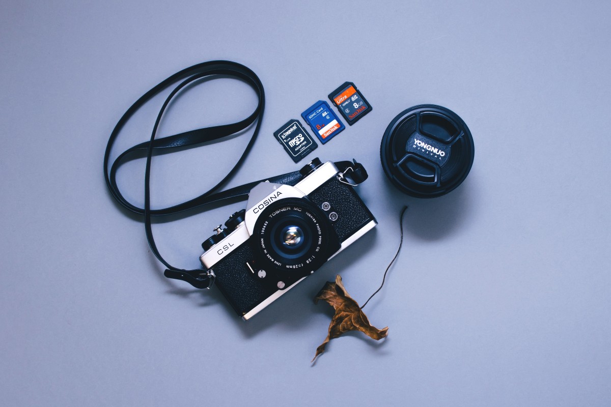2 Essentials of a Digital Camera