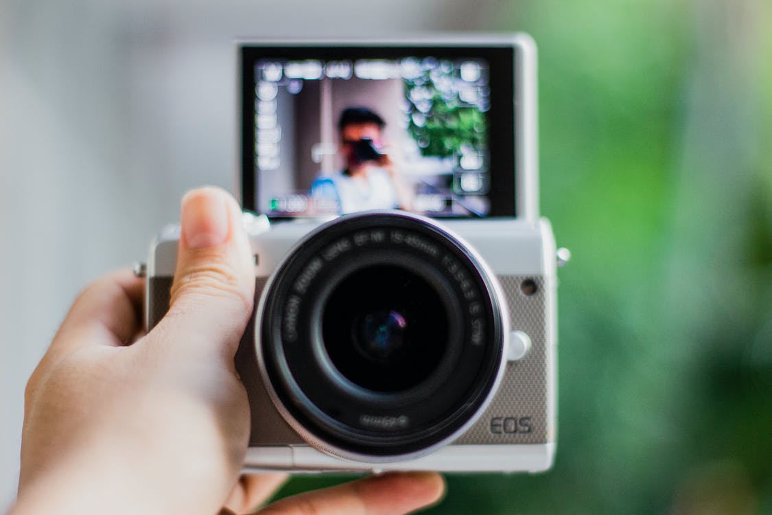 How to Use a Digital Camera