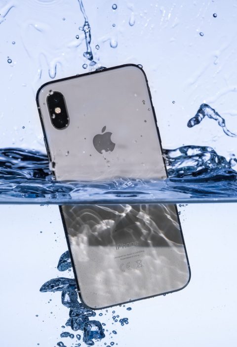 What to Do If You Drop Your Phone in Water?